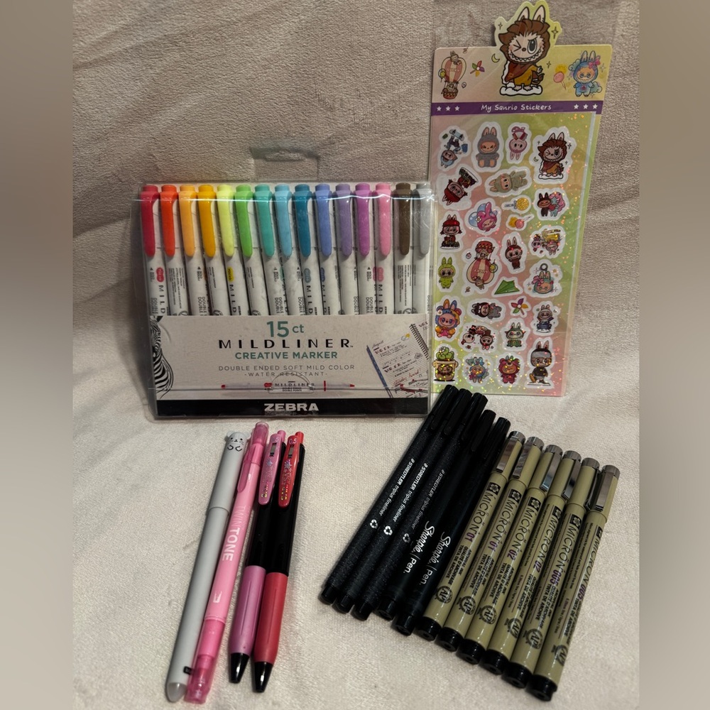 Markers and Pens Bundle NWT